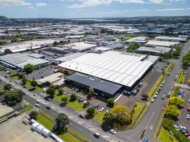 CBRE | Premium Mt Wellington Industrial Facility