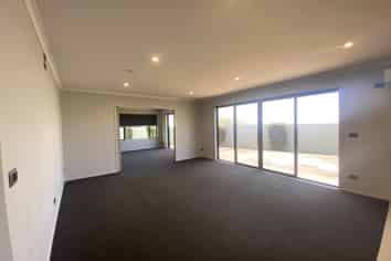 51 Alberta Road, Glen Avon