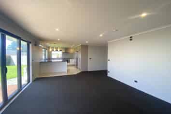 51 Alberta Road, Glen Avon