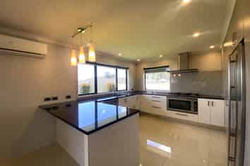 51 Alberta Road, Glen Avon