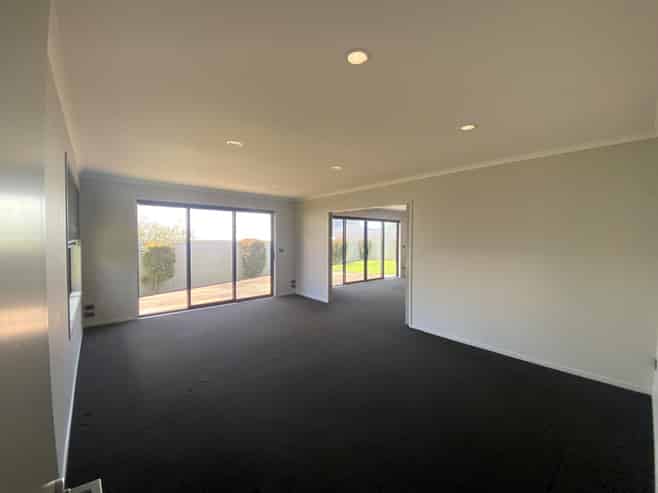 51 Alberta Road, Glen Avon