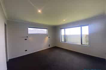 51 Alberta Road, Glen Avon