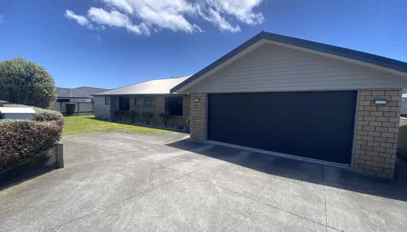 51 Alberta Road, Glen Avon