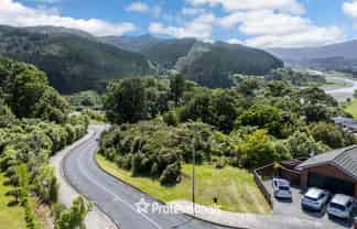 61 Riverstone Drive, Riverstone Terraces