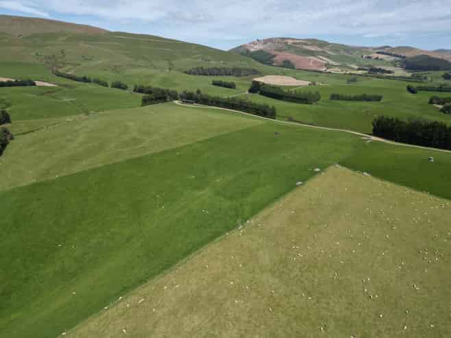 56 Hillfoot Road, Clinton