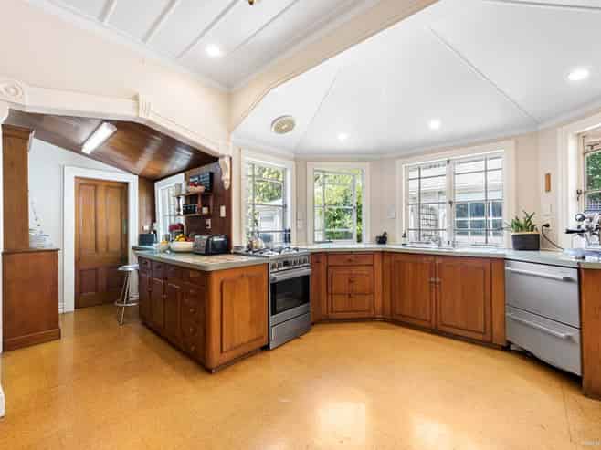 57 St Georges Bay Road, Parnell