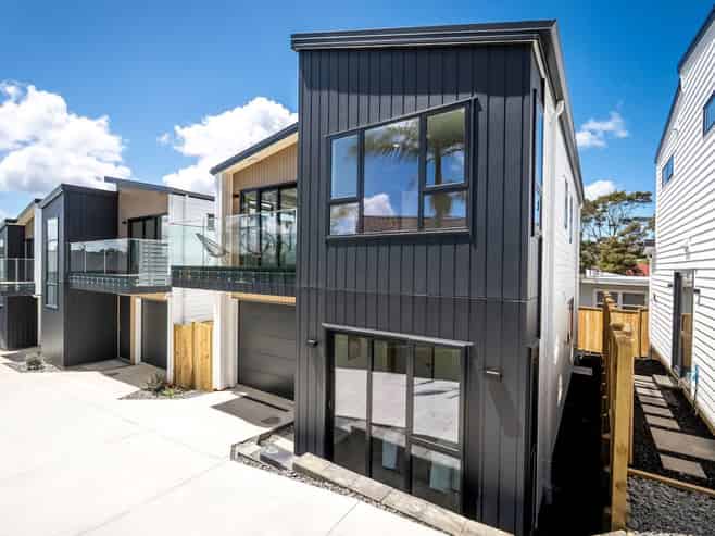 Lots 1-4/16 Madison Place, Forrest Hill