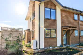 13/43 Meihana Street, Takaka