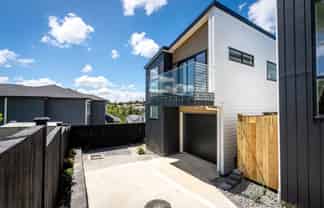 Lot 4/16 Madison Place, Forrest Hill