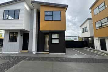 4/28 Lavelle Road, Henderson