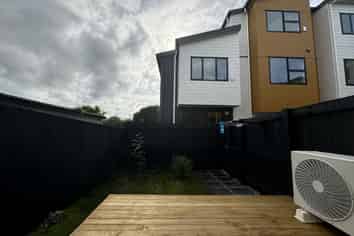 4/28 Lavelle Road, Henderson