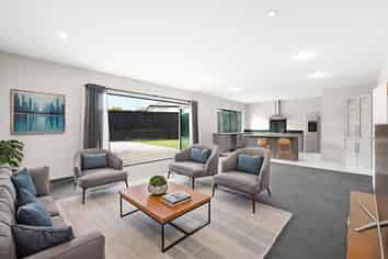 11 Petersburg Drive, Flagstaff