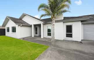 11 Petersburg Drive, Flagstaff