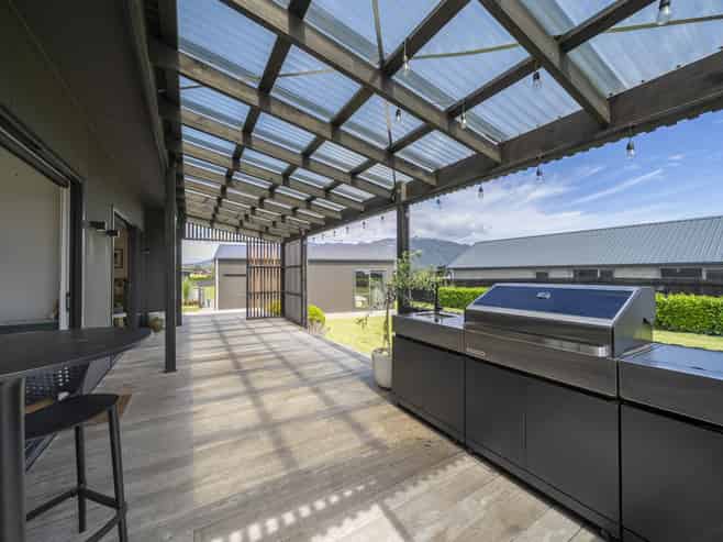 52 Takitimu Avenue, Te Anau