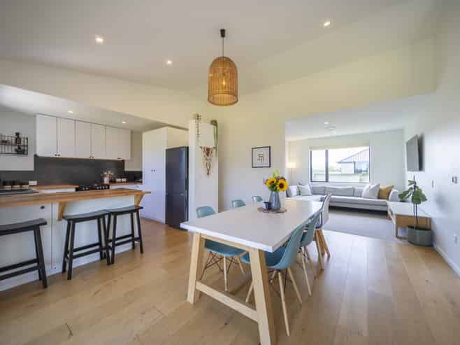 52 Takitimu Avenue, Te Anau