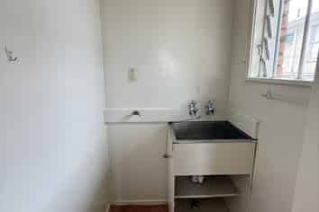 8A Anne Road, Hillcrest