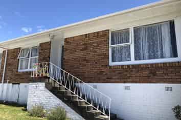 8A Anne Road, Hillcrest