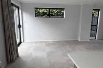 b/124 Roy Street, Palmerston North Central