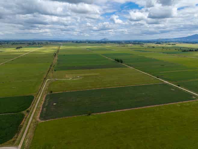 251 Collins Road, Temple View