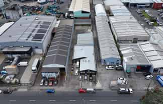 CBRE | Refurbished Warehouse + Yard