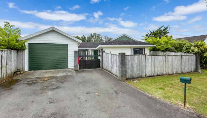 4 Memphis Grove, Totara Park