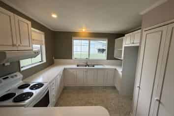 39a Shamrock Street, Takaro