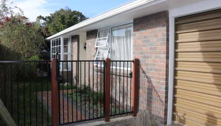 39a Shamrock Street, Takaro