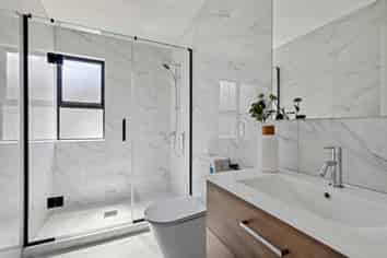 12B Woodhouse Place, West Harbour