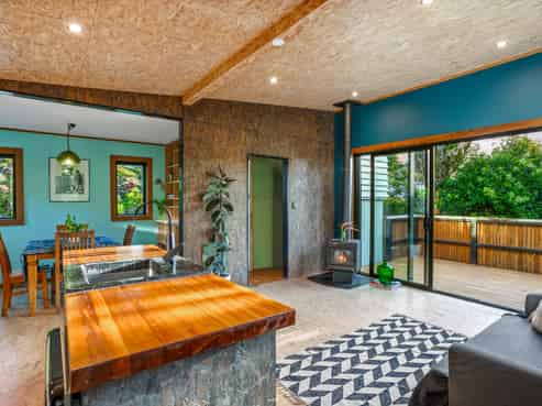 132 Seaview Road, Piha