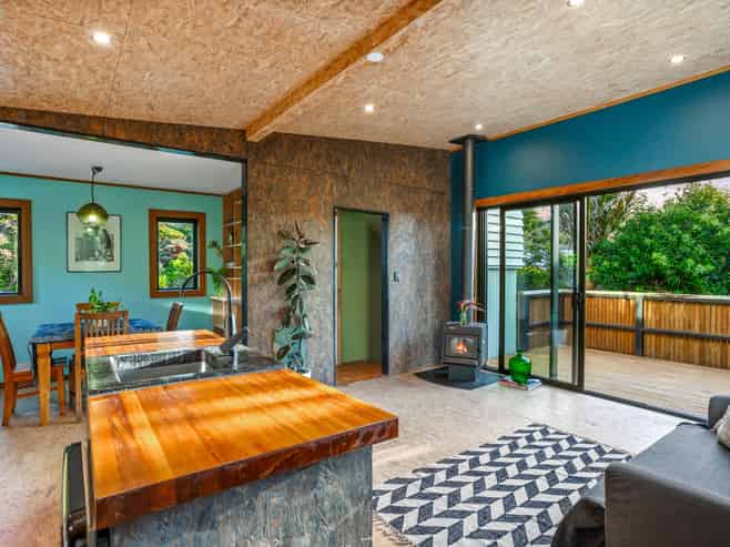 132 Seaview Road, Piha