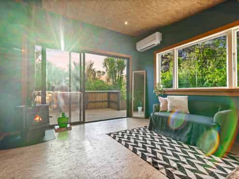 132 Seaview Road, Piha