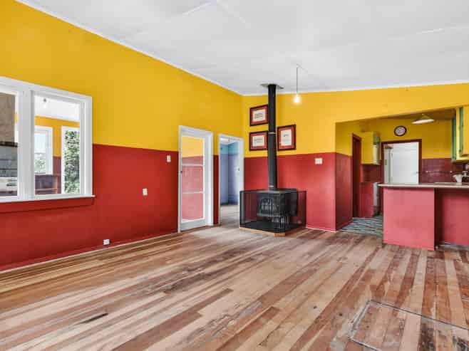 38 and 40 Oruatua Avenue, Oruatua