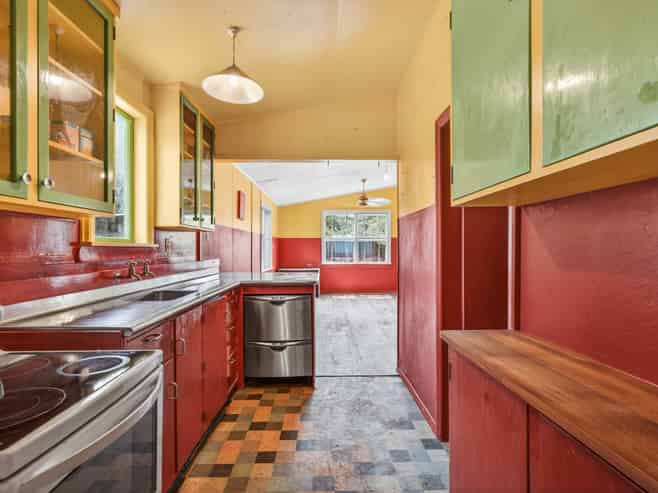 38 and 40 Oruatua Avenue, Oruatua