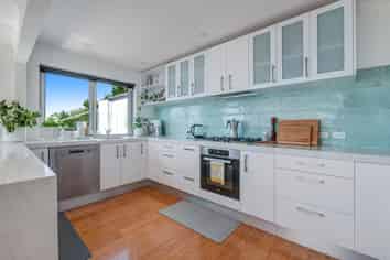 66 Wade River Road, Stanmore Bay