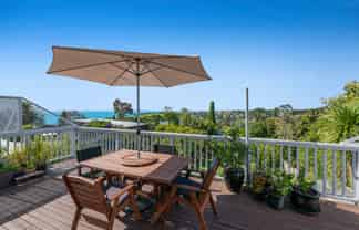 66 Wade River Road, Stanmore Bay