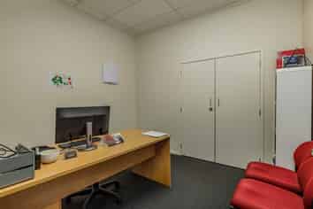 PRIME GROUND FLOOR OFFICE
