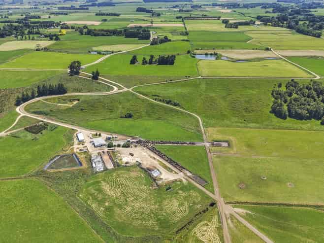 1974 Kimbolton Road, Kiwitea