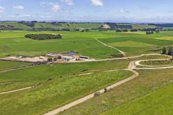 1974 Kimbolton Road, Kiwitea