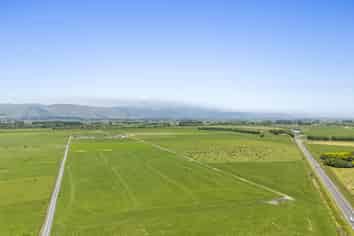 1372 Rangitane Road, Tiakitahuna