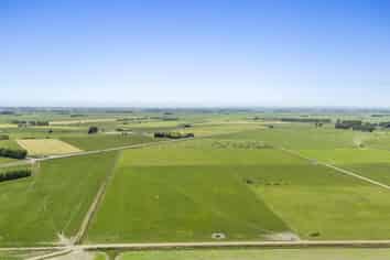 1372 Rangitane Road, Tiakitahuna