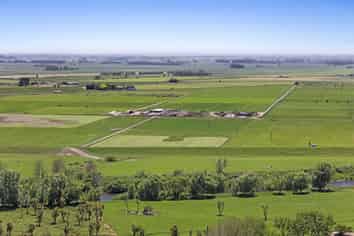 1372 Rangitane Road, Tiakitahuna