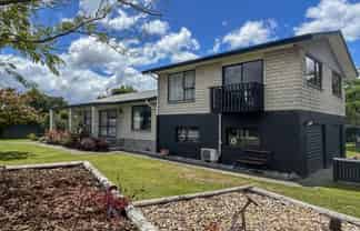 13 Anderson Street, Reefton