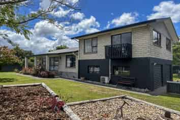 13 Anderson Street, Reefton