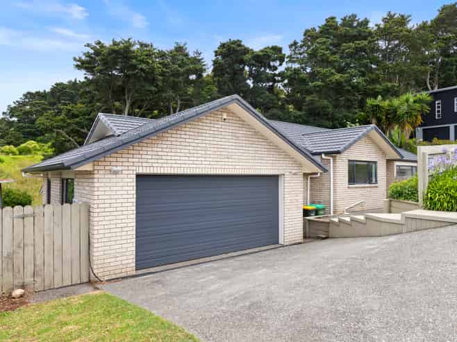 36 Max Short Drive, Pukekohe