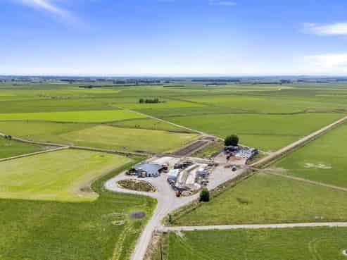 1685 State Highway 56, Tiakitahuna