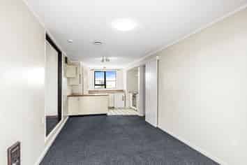 10 Fonblanque Street, Westport