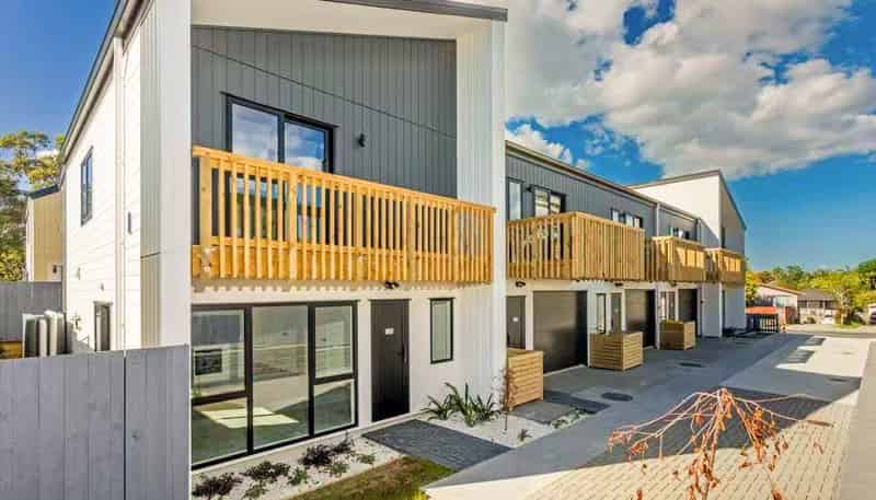 4/13 Normandy Place, Henderson