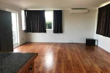 7 West View Crescent, Onerahi