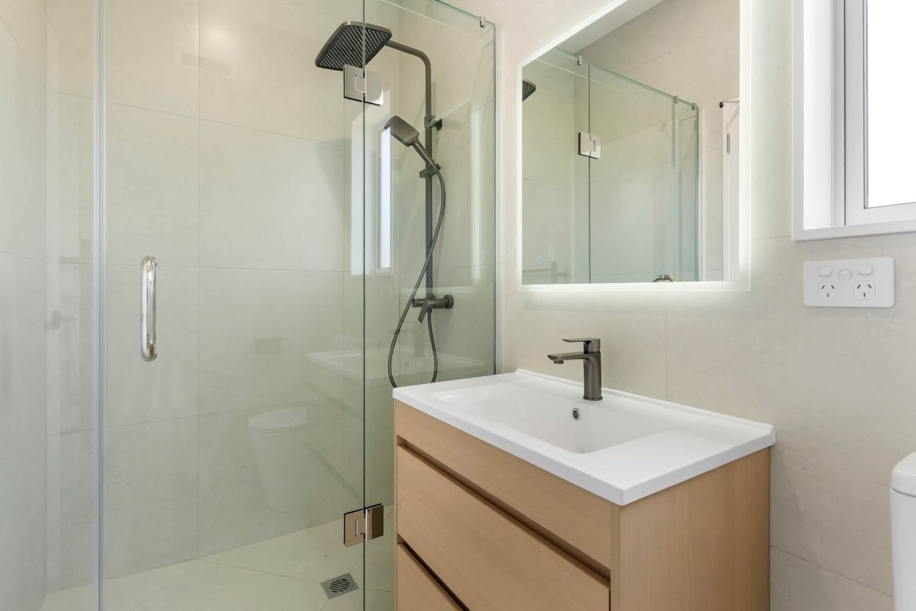Sun-Filled Corner Home with Dual Kitchens - Fler