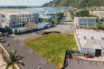 Land, buildings & development potential